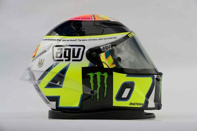 NEW: CASCO HELMET VALENTINO ROSSI - Misano 2013 SPARK 1:5 +MAG no  MINICHAMPS | eBay