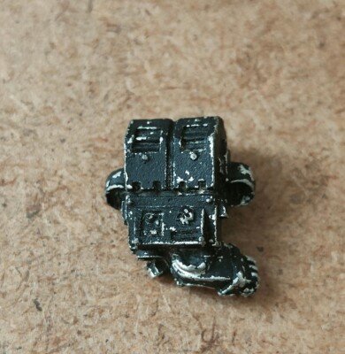 40k metal mini putting backpack Warhammer 40k Space Marines Devastator Heavy Bolter Backpack Bit Metal