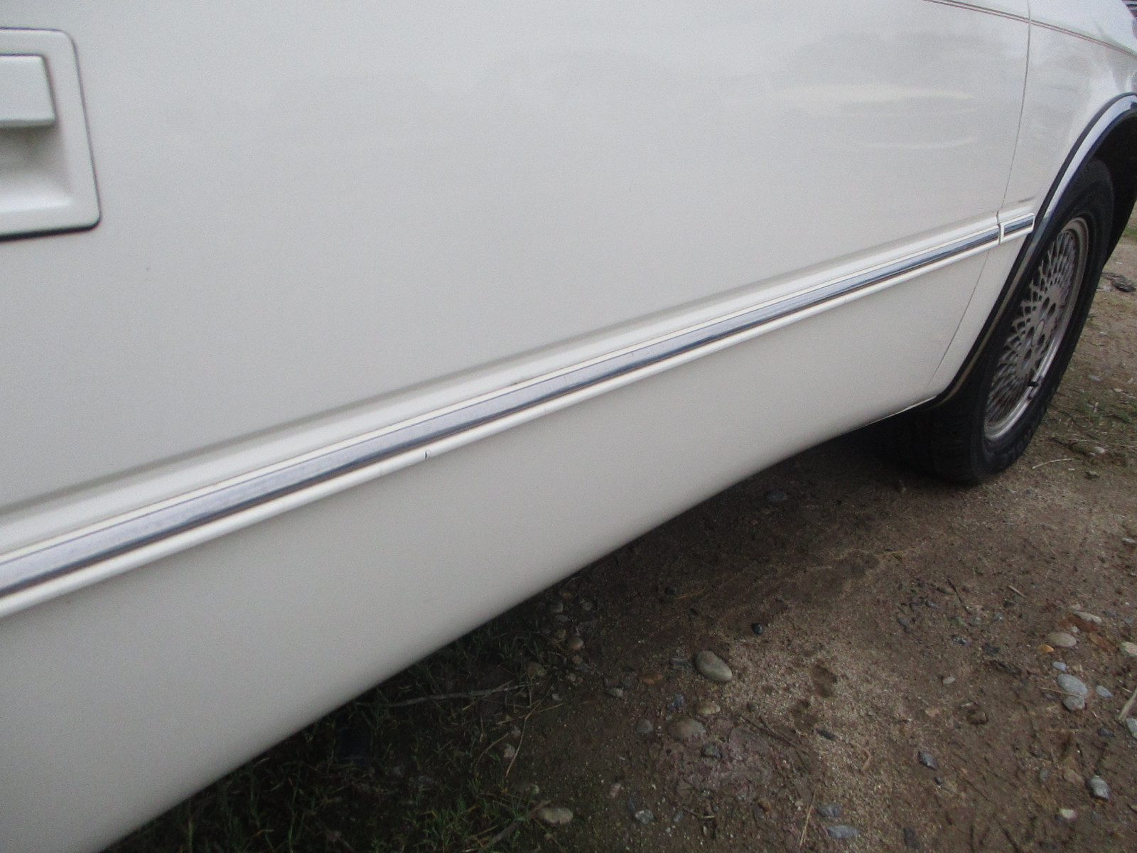Passenger Door WHITE Maserati Chrysler TC 89 90 91