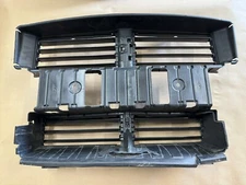 2018-2023 Ford Mustang GT Radiator Air Shutter Grille Assembly OEM