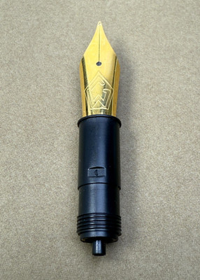 Gisi Type Fountain Pen Nib & Feed Section Gold-Plated Steel Med Nib Unconfirmed