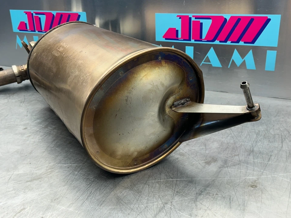 Conjunto de tubo silenciador de escape Toyota MR2 Spyder 2000-2005 original do fabricante - Imagem 4 de 4