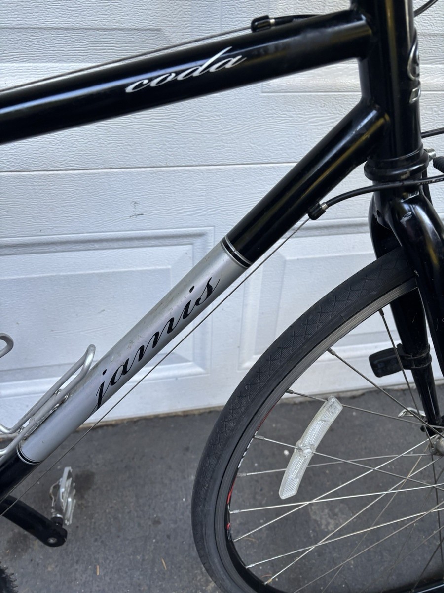 JAMIS CODA BLACK WOMENS HYBRID BIKE SMALL 15in FRAME SHIMANO 3x8