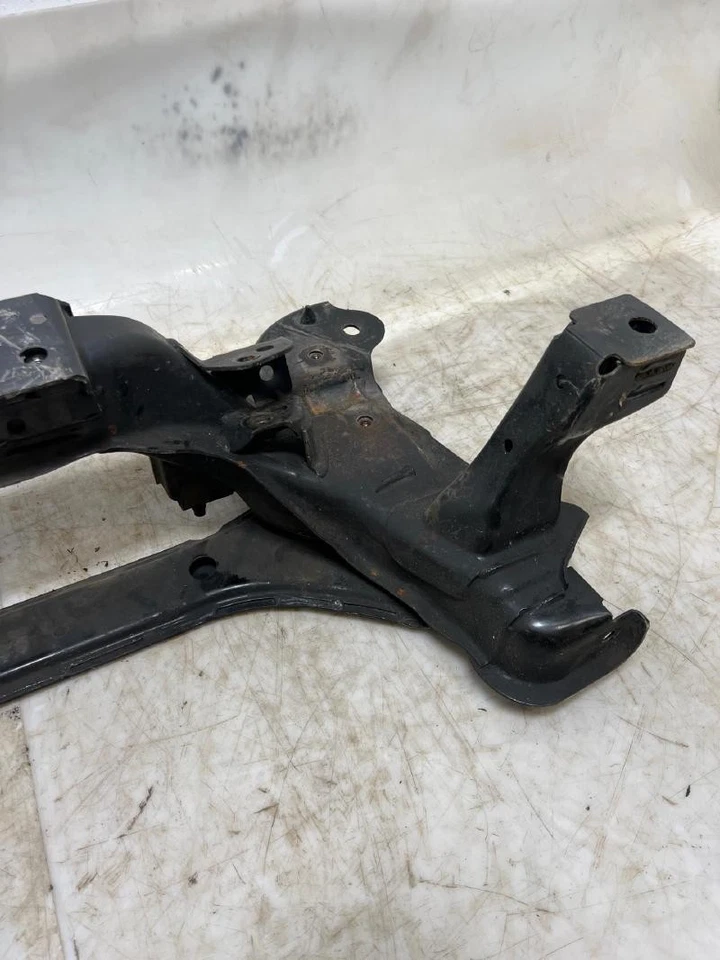 2005-2007 Ford Escape Mercury Mariner Front Crossmember Engine Cradle Oem 05-07 - Image 3 of 4
