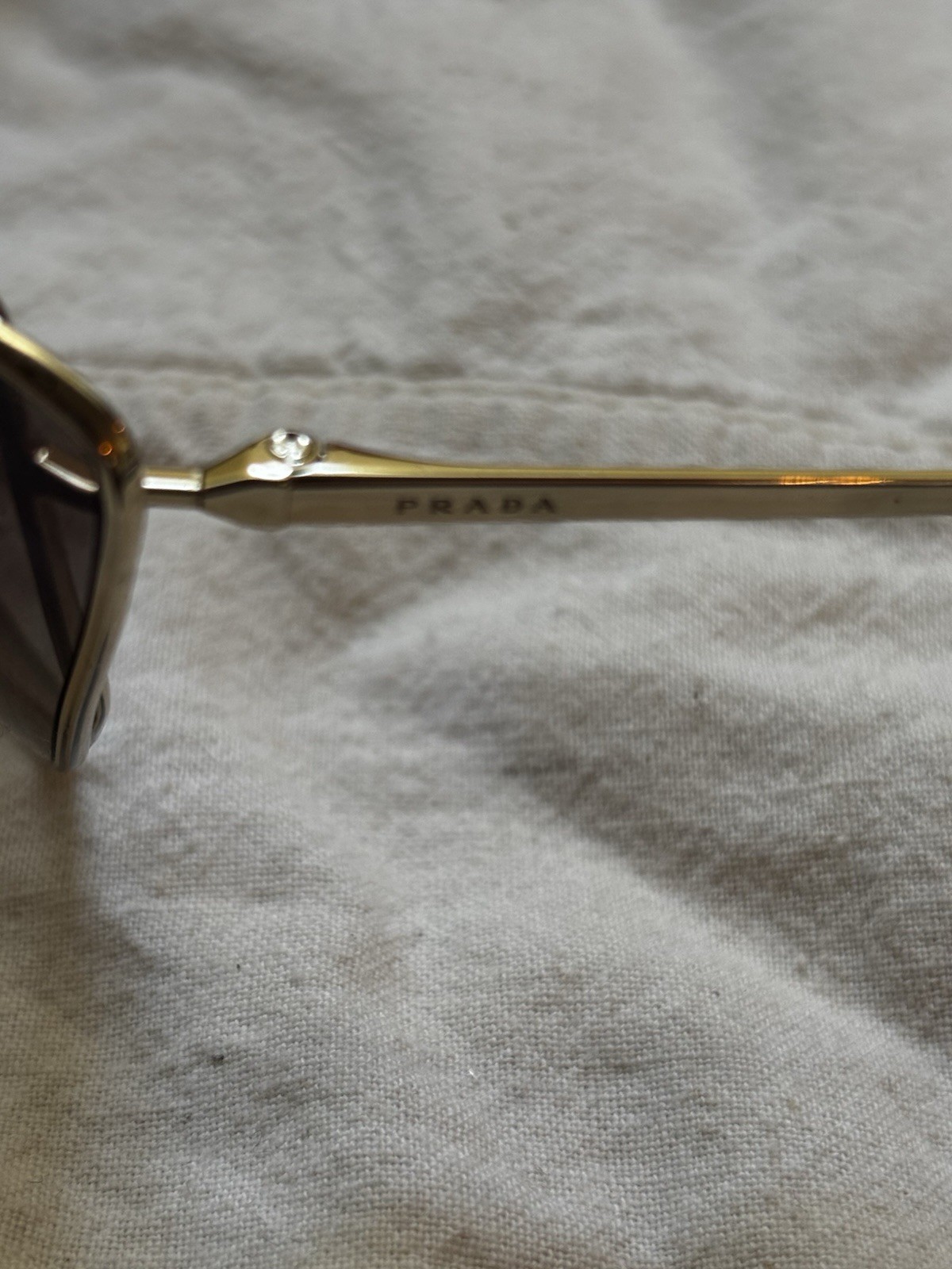 Prada sunglasses thumbnail 9