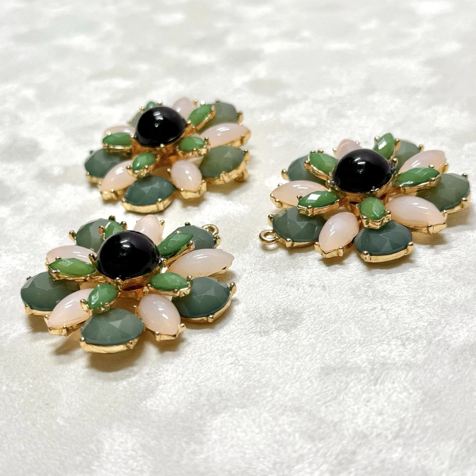 Винтажный цветок со стразами подвеска комплект из 3 - зеленый, розовый, черный и золотой цвета - Изображение 2 из 3