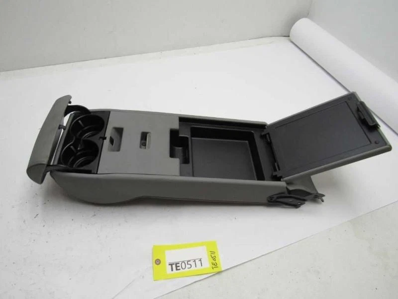 2008 2009 2010 BMW 550i 528i Rear Back Seat Center Console Arm Rest Cup Holder - Image 4 of 4