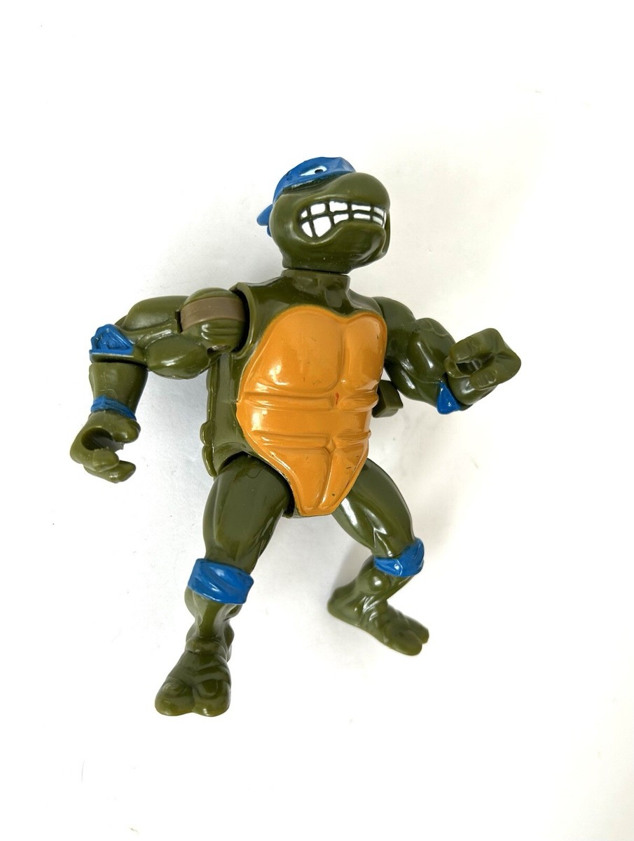 Vintage Ninja Turtles Wacky Action Leonardo Action Figure 1990