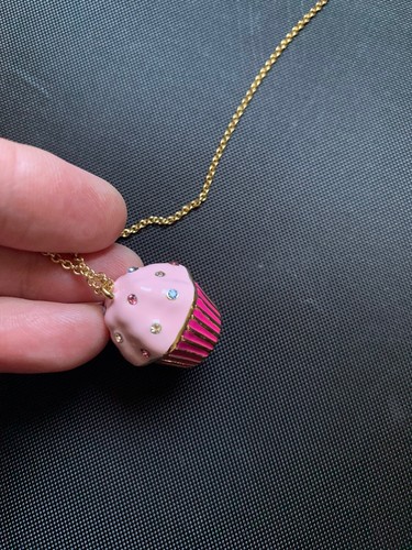 Kate Spade Necklace Cupcake Pink /gold Tone NWT - Picture 4 of 5
