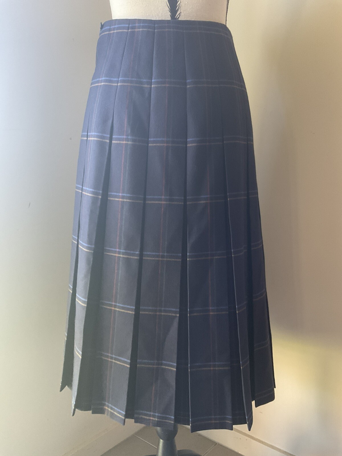 FLETCHER JONES PURE WOOL TARTAN MIDI SKIRT SIZE 10 (FITS LIKE 6) eBay