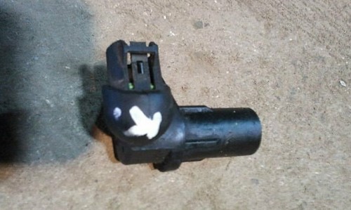 Mitsubishi Space Star 1.9 DI-D HP DG0 Sensor Kurbelwellensensor 7700113552