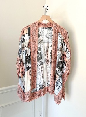 TOLANI Floral Patchwork Kimono Jacket Top Lightweight Boho Beach Women s Small
