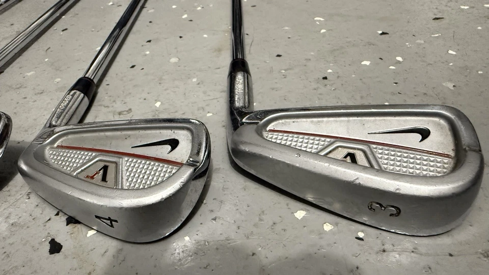 Juego de hierros para palos de golf Nike Victory rojo forjado cavidad dividida 3-PW RH Foto 3 de 4