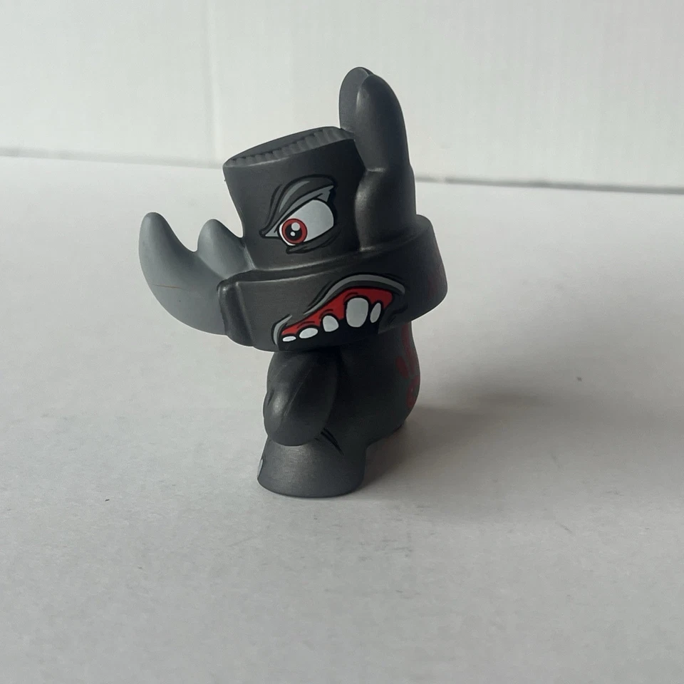 Kidrobot Fatcap Serie 3 D. Ross Escriba Rinoceronte Gris 2.5" Graffiti Arte Juguete Gorra Grasa Foto 2 de 4
