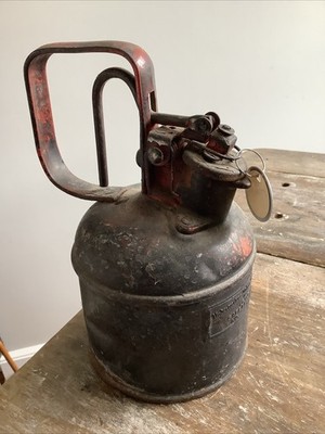 Vintage Galvanized Justrite Mfg Co RM Red Gas Solvent Kerose Can