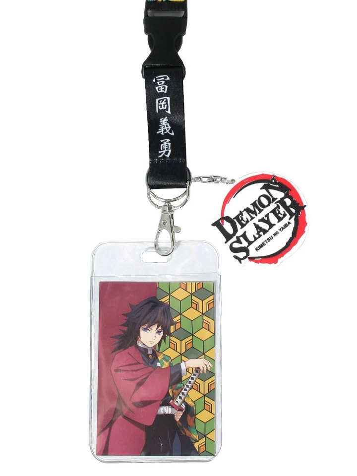 Demon Slayer: Kimetsu No Yaiba Anime Giyu Tomioka ID Insignia Soporte Cordón Foto 2 de 4