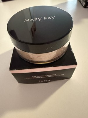 Mary Kay Silky Setting Powder OVP Medium Yvory MHD 10/24