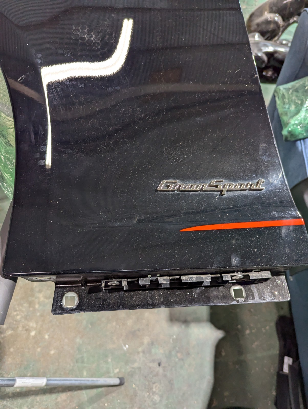MASERATI GHIBLI FENDER LEFT 2014 2016 17 2018 2019 2020 2021 2023 673002041 OEM