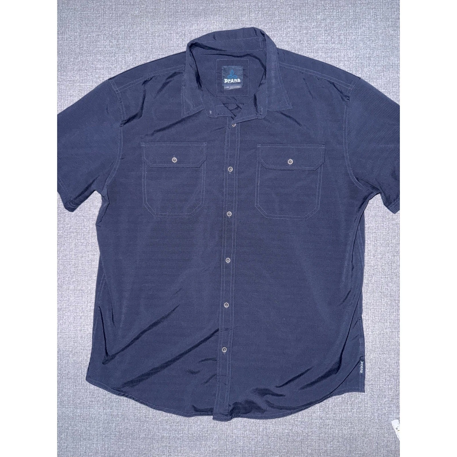 Prana Mens XL Blue Short Sleeve Breathable Vented Button Hiking Shirt Travel
Opens in a new window o