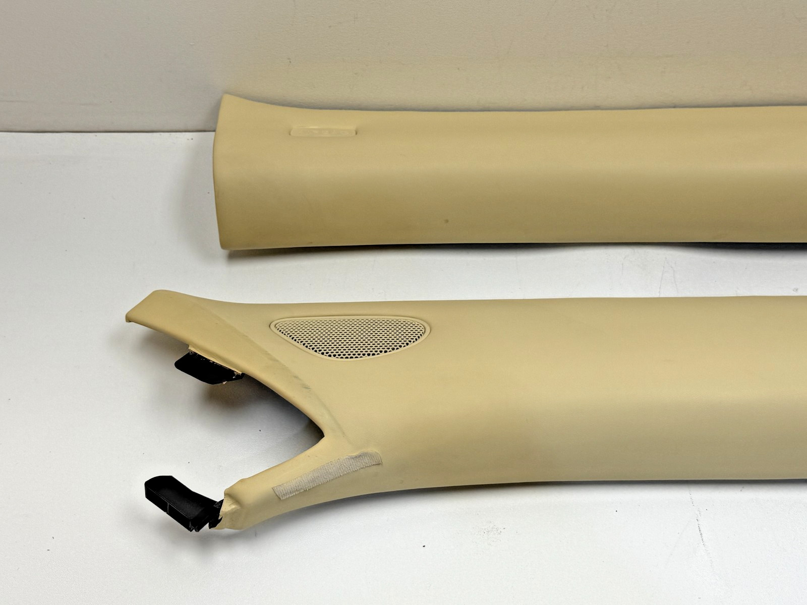06-12 Bentley Continental Flying Spur Windshield A Pillar Trim Panel Set PO43