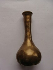 Sch&ouml;ne alte  Vase massiv Messing schwer Handarbeit 14 cm hoch