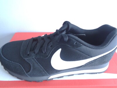 Nike MD Runner 2 Sneaker Schuhe 749794 010 UK 6 EU 40 US 7 NEU + KARTON