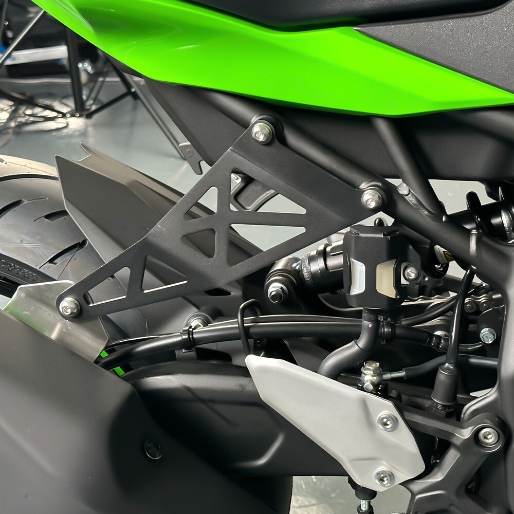Rear Foot Rest Blanking Plates For KAWASAKI NINJA ZX-4R/RR ZX-25R
