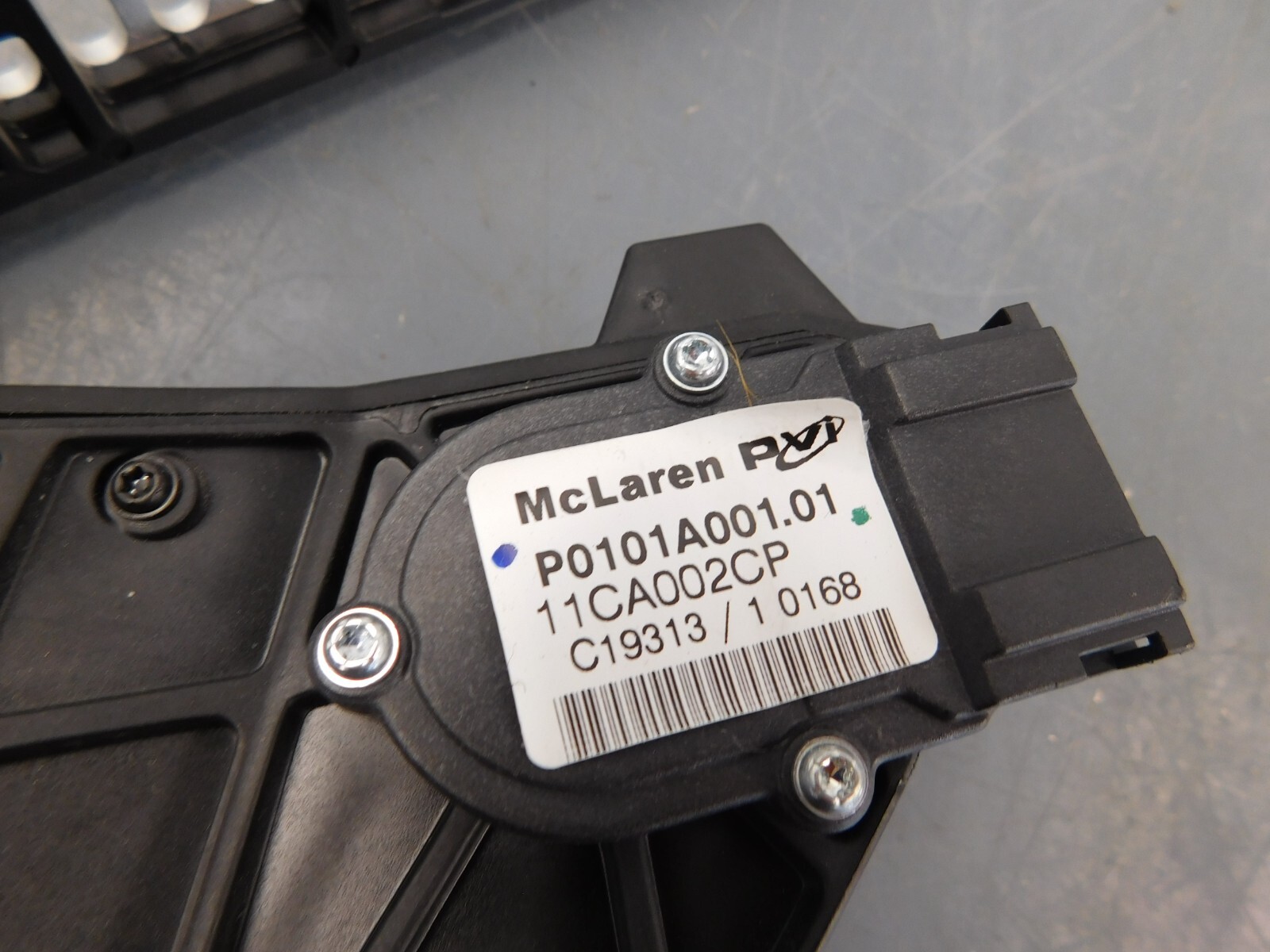 2020 19 21 22 McLaren GT Accelerator Gas Throttle Pedal  #0126 X3
