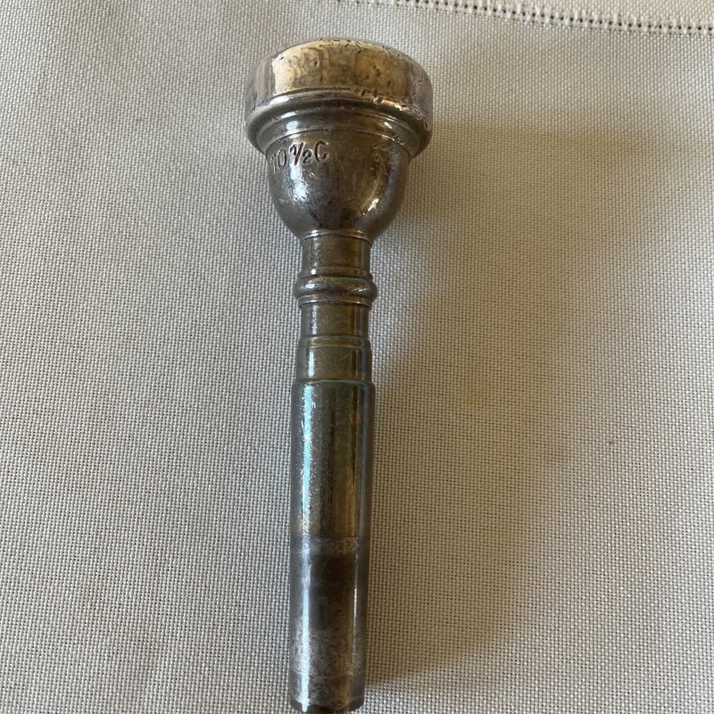 10 1/2 (NO BRAND NOTED) Trumpet Mouthpiece - Good Condition