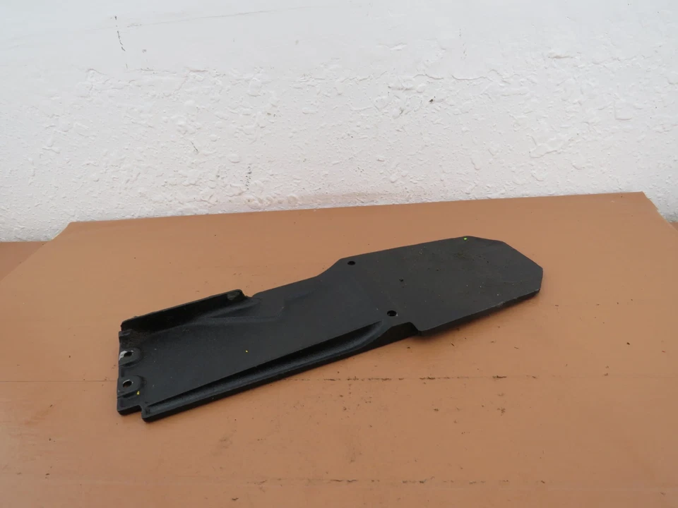 McCulloch Pro Mac 605 3.4 c.i. Placa inferior de motosierra OEM Foto 3 de 4