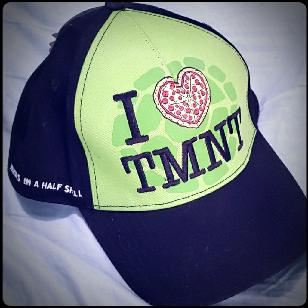 New with Tags NWT Teenage Mutant Ninja Turtles Heart Pizza Snapback Hat OSFM