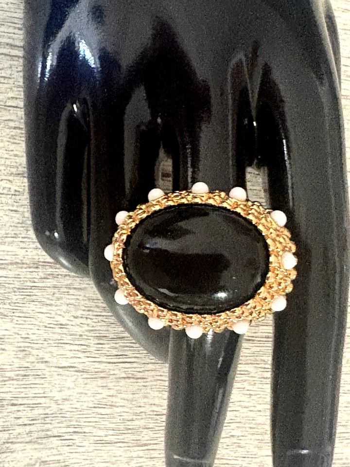 Anillo de ónix negro KJL Kenneth Jay Lane DECLARACIÓN ESTE OESTE TALLA 9 Foto 2 de 4