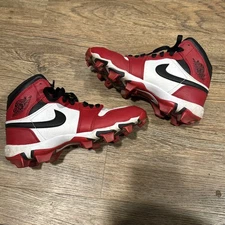 Jordan 1 Mid Youth Multisport Cleat Chicago Red HF6883-106 Football Baseball 5Y