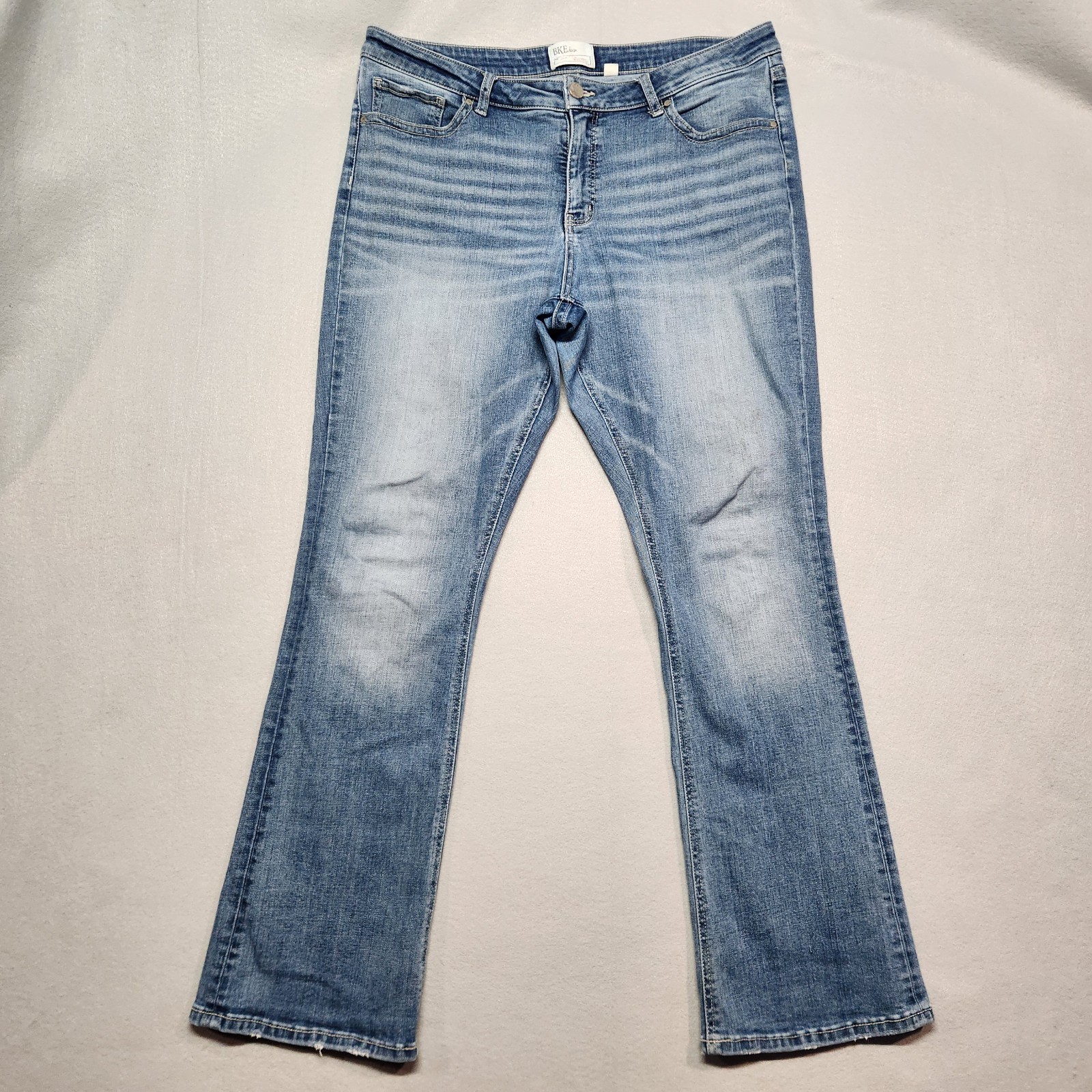 BKE Jeans Women's 32x33.5 Gabby Bootcut Light Wash