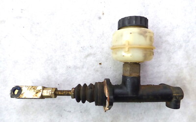 Mercedes WOLF 250GD W461 Geberzylinder Zylinder 0012958006