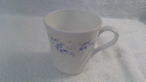 Vintage Corning Coffee/Tea Cup 04