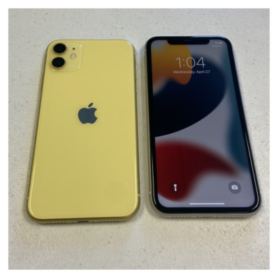 Apple iPhone 11 64GB Factory Unlocked TMobile Verizon 4G iOS Face ID Pristine