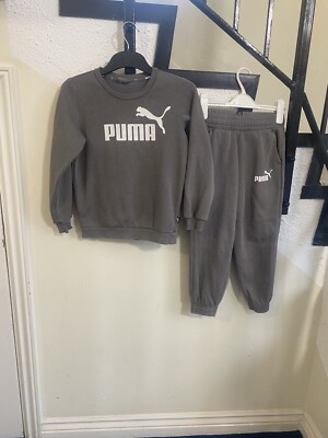 Puma grau Jungen Trainingsanzüge Set getragener Zustand 7/8 Jahre bitte letztes Bild ansehen