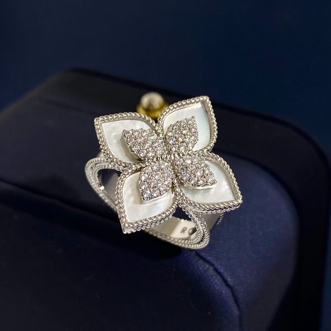 Roberto Coin Four leaf clover ring with box