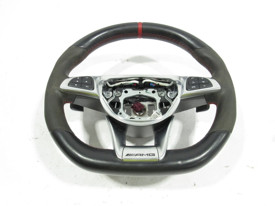 Volante asistido AMG Mercedes SLC43 R172 2017 17-20;@1 Foto 3 de 4