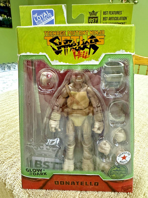 The Loyal Subjects BST AXN Undead GID  Donatello 5 in Action Figure, SPC-Edition