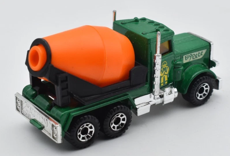 Matchbox Superfast #19 Peterbilt Cement Truck Big Pete grün. Made in Macau - Bild 2 von 4
