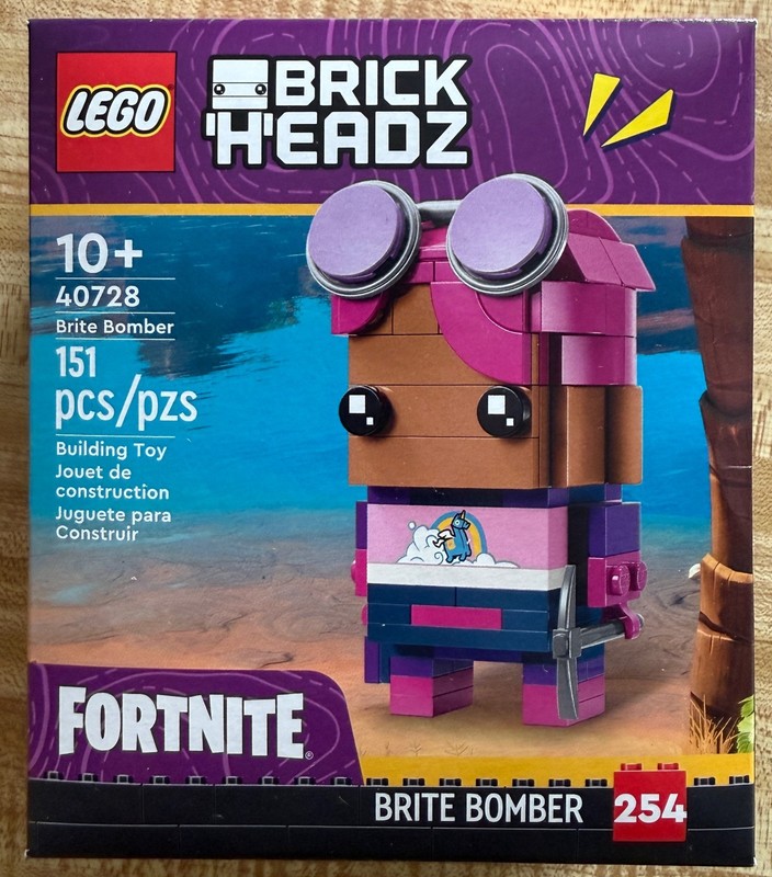 LEGO 40728 Fortnite Brite Bomber Brickheadz | Brand New in Sealed Box (BNISB)