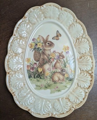 Cracker Barrel ''Easter Traditions '' Oval Easter Bunny Plate Floral Egg Shape EUC
