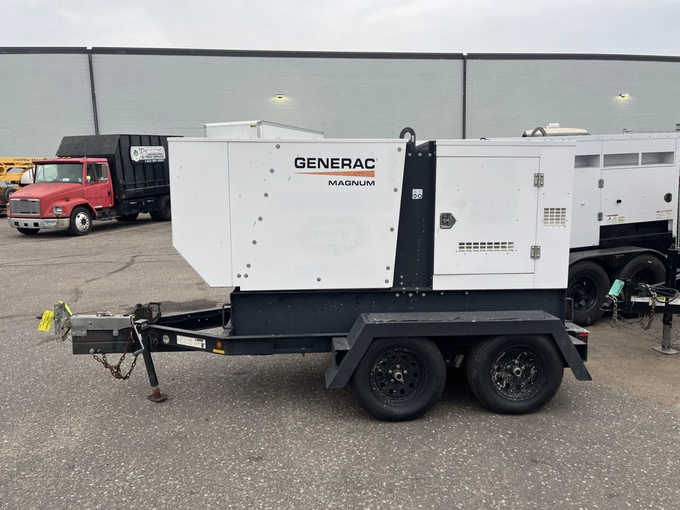 75kva Generac MDG75DF4 gerador diesel móvel - S/N: 3003056745 - Imagem 2 de 4