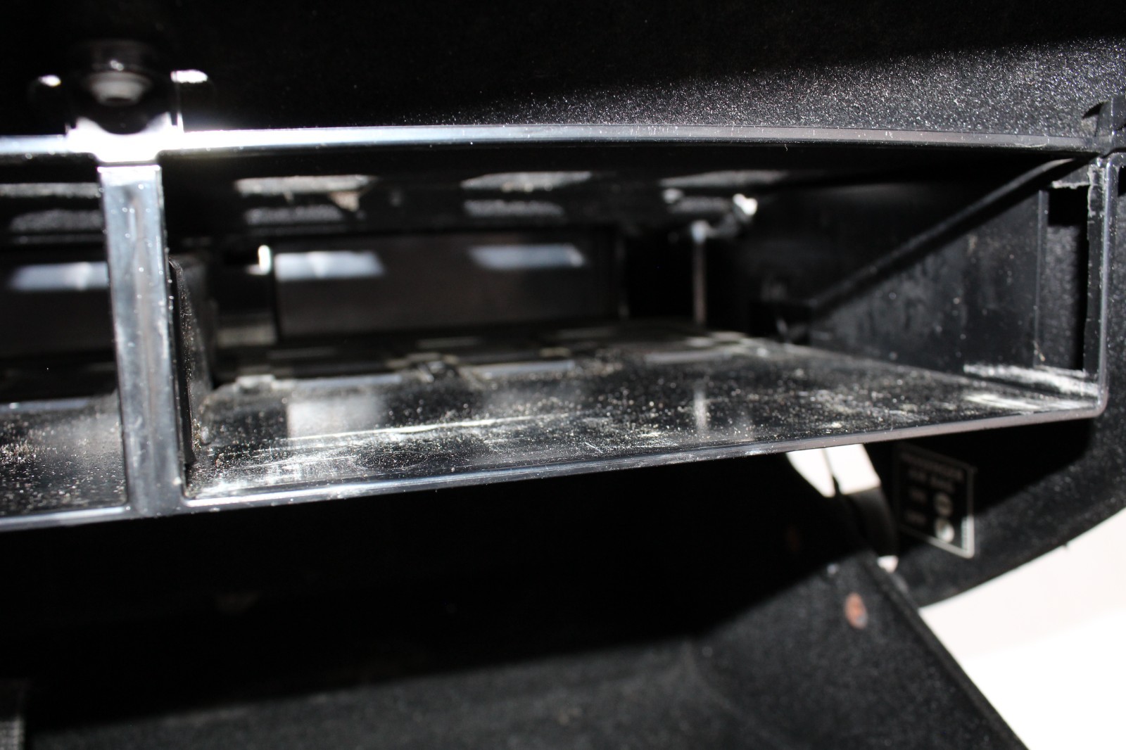 2003-2006 Bentley Continental GT Dashboard Dash Panel Glove Box Compartment