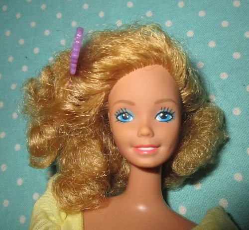 1980 Magic Curl Barbie w Dress Comb Superstar Vintage 80s Doll Disco
