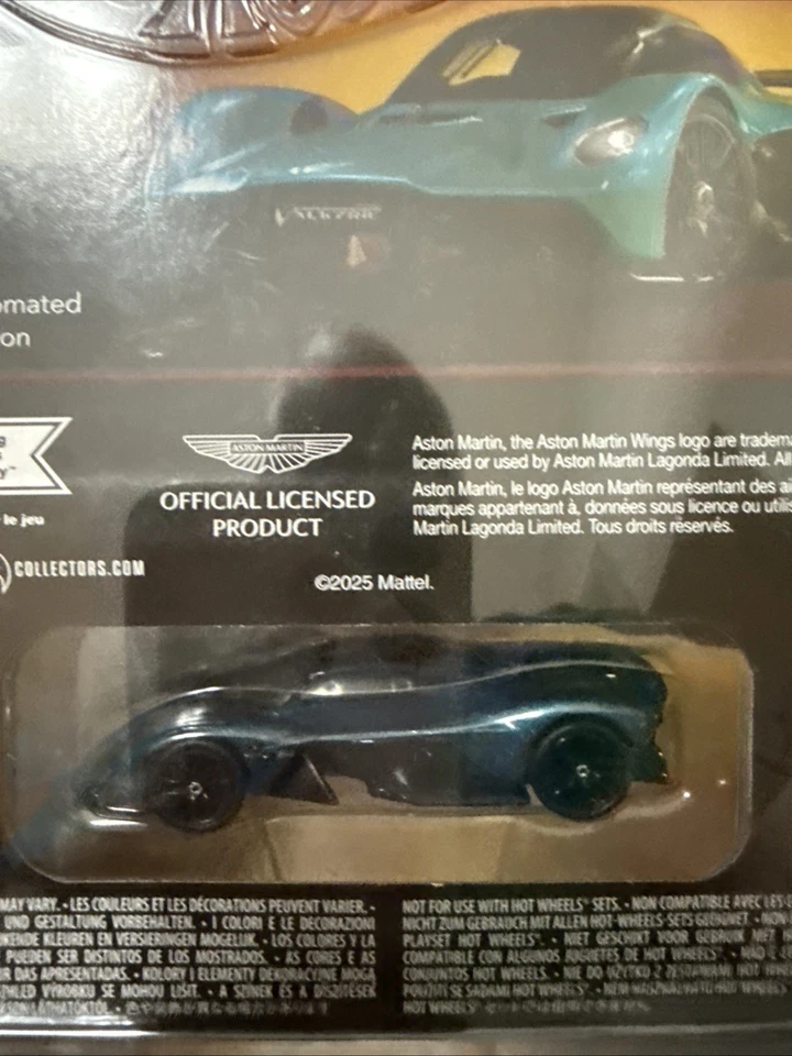 Hot Wheels Elite 64-HWR91 Aston Martin Valkyrie Mattel, Hot Wheels, Oficial Foto 4 de 4