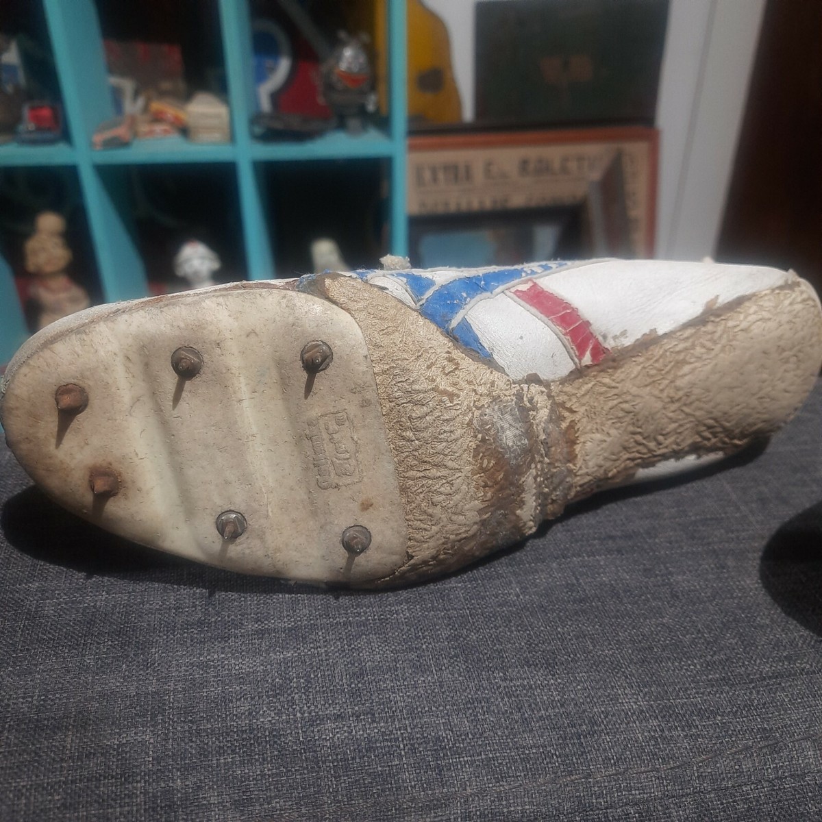 JANTIQUES1970's Vintage shoeラタン調 アンティーク ラタンシートチェア | Antiques Knock