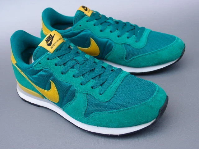 Nike internationalist green best sale mens